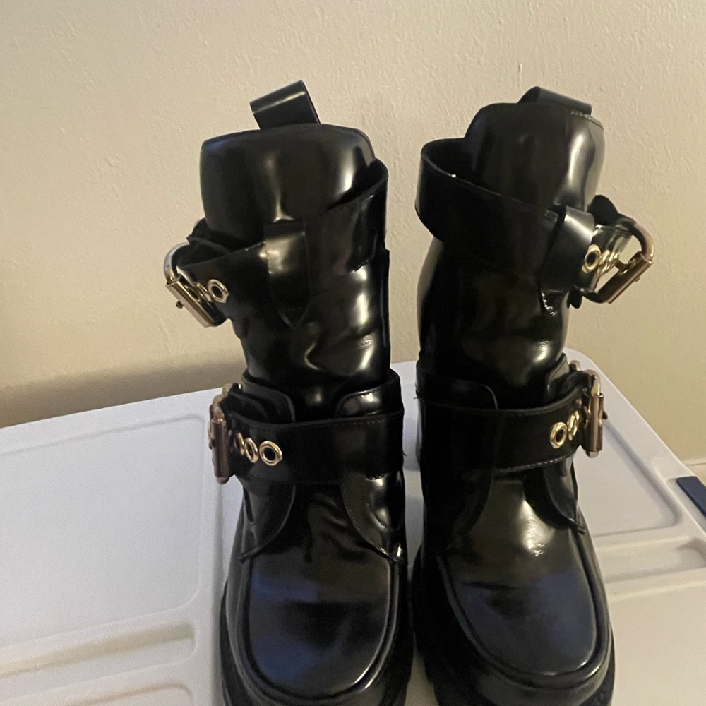 Black Jeffrey Campbell Booties